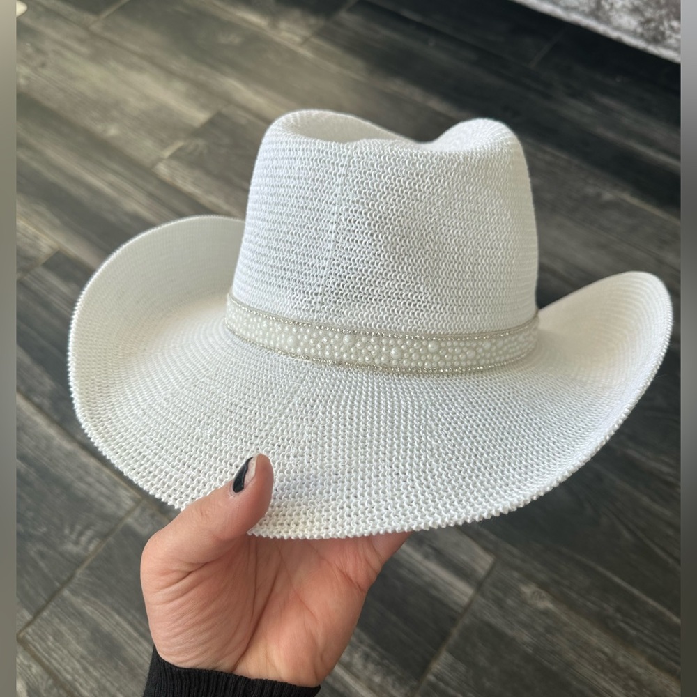 C.C White Rhinestone 'Bride' Cowboy Hat - Picture 10 of 10